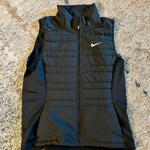 Nike black large vest in VGUC